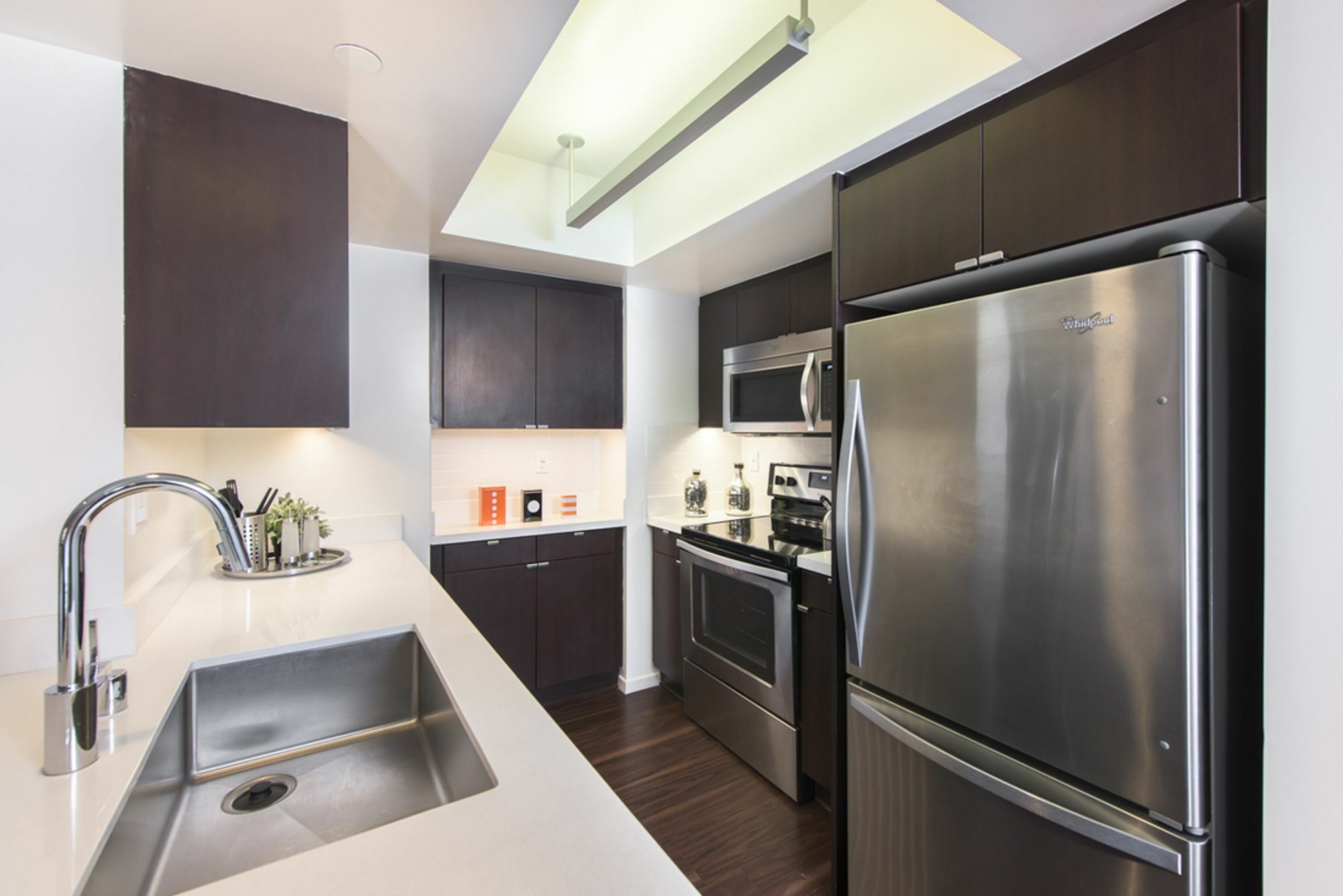 Downtown Luxury Condos By Barsala Los Angeles Exterior photo